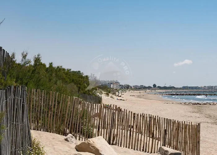 AS21512 - Studio Cabine vue mer latérale avec parking privé à 20m de la plage