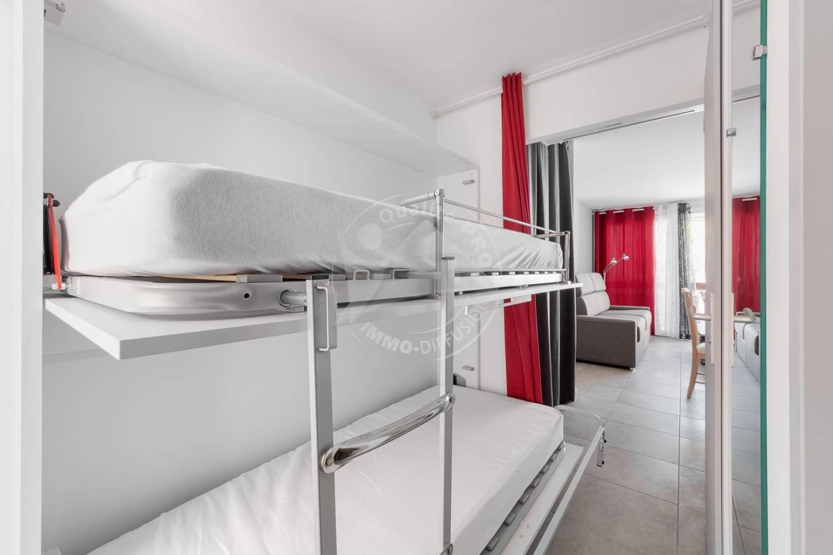 Appartement As21512 - Vue Laterale Avec Parking Prive A 20m De La